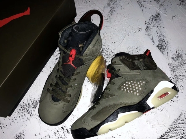 Reps TB CN1084-200 Medium Air Travis x Jordan Olive Scott 6 0713